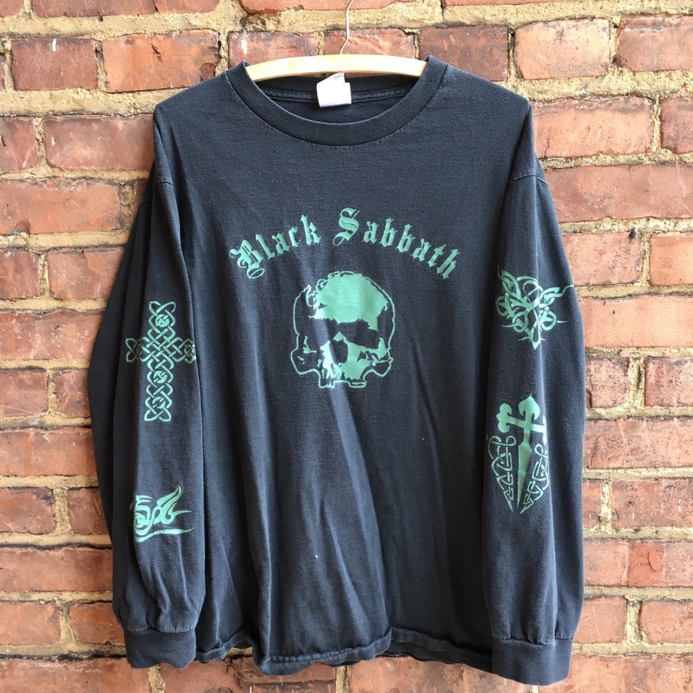 Vintage early 90’s Black Sabbath L/S tee.